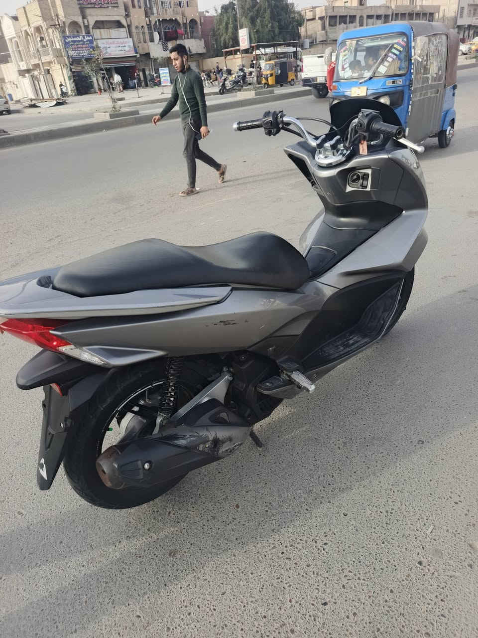 سلام عليكم دراجه للبيع جيل ثاني مكفوله
سعر مليون 700 مكان بغداد حي النصر ***********
