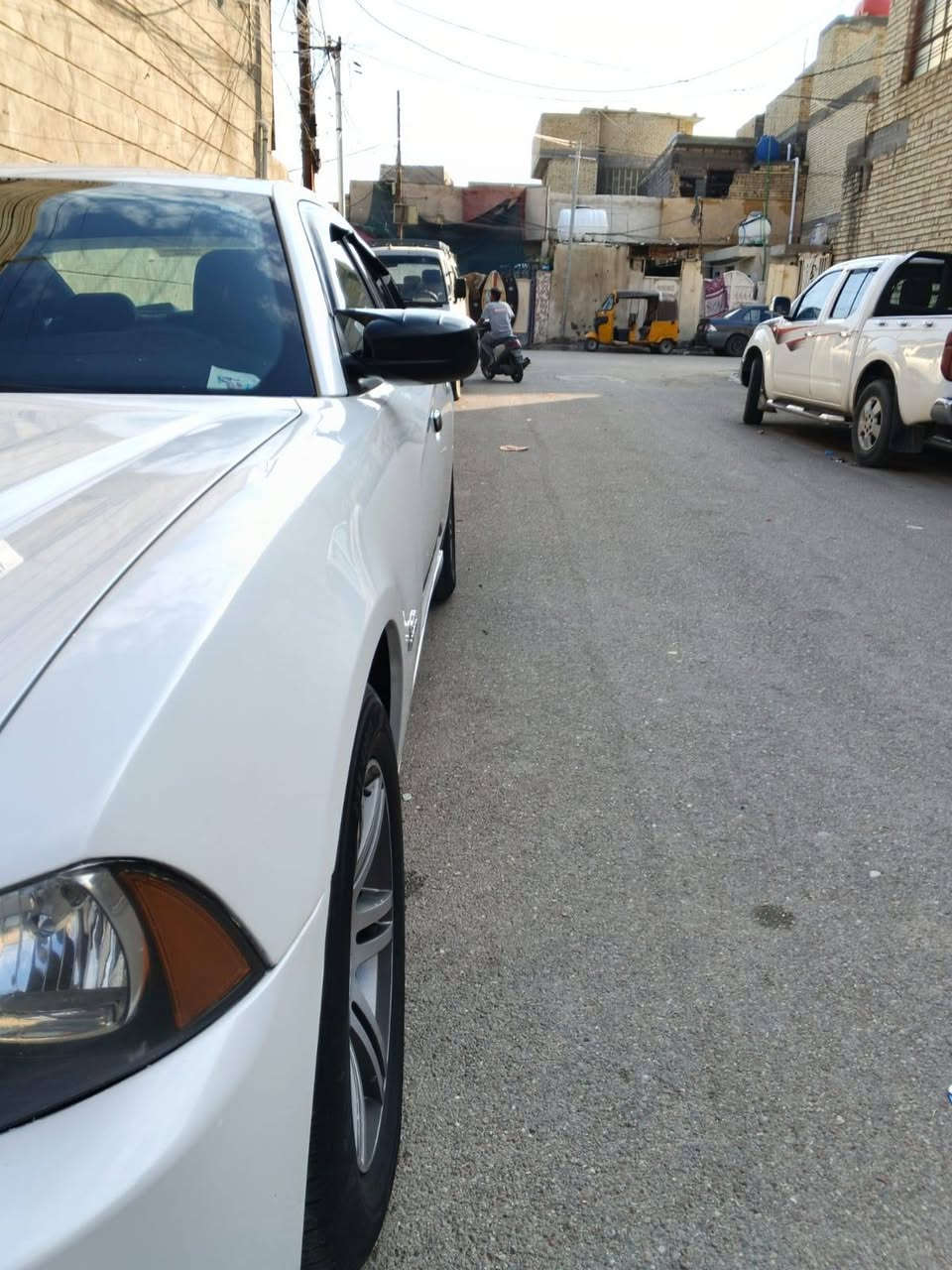 السلام عليكم
للبيع جارجر 
موديل 14 وارد امريكي
فول مواصفات السيارة 
فتحة سقف بانوراما 
تشغيل عن بعد 
بصمة 
شاشة جبيرة 
كير طيارة 8 نمر 
تبريد قطعتين
جام الأمامية اتو
مكينة 3600v6
للاستفسار اتصال على رقم 
***********
