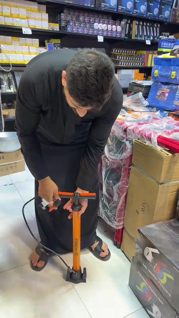 يبدأالدوام من الساعة ال٩ صباحا لحد ال١١ و نصف مساءًارقام الحجز  الرقم  *********** سعر التوصيل 🚚 بغداد5.000وكل المحافظات ب5.000 الف فقطالعنوان : بغداد الكريعات  مقابل حسينة للجوادين واتساب 🤌انتسكرام : https://www.instagram.com/alhadi__complex012?igsh=MWgybWRnb28xdnFkdg== فيس بوك : https://www.facebook.com/Alhadilibrary?mibextid=LQQJ4 #هاشتاق #عروض #تنزيلات #بلاش #لايك 
