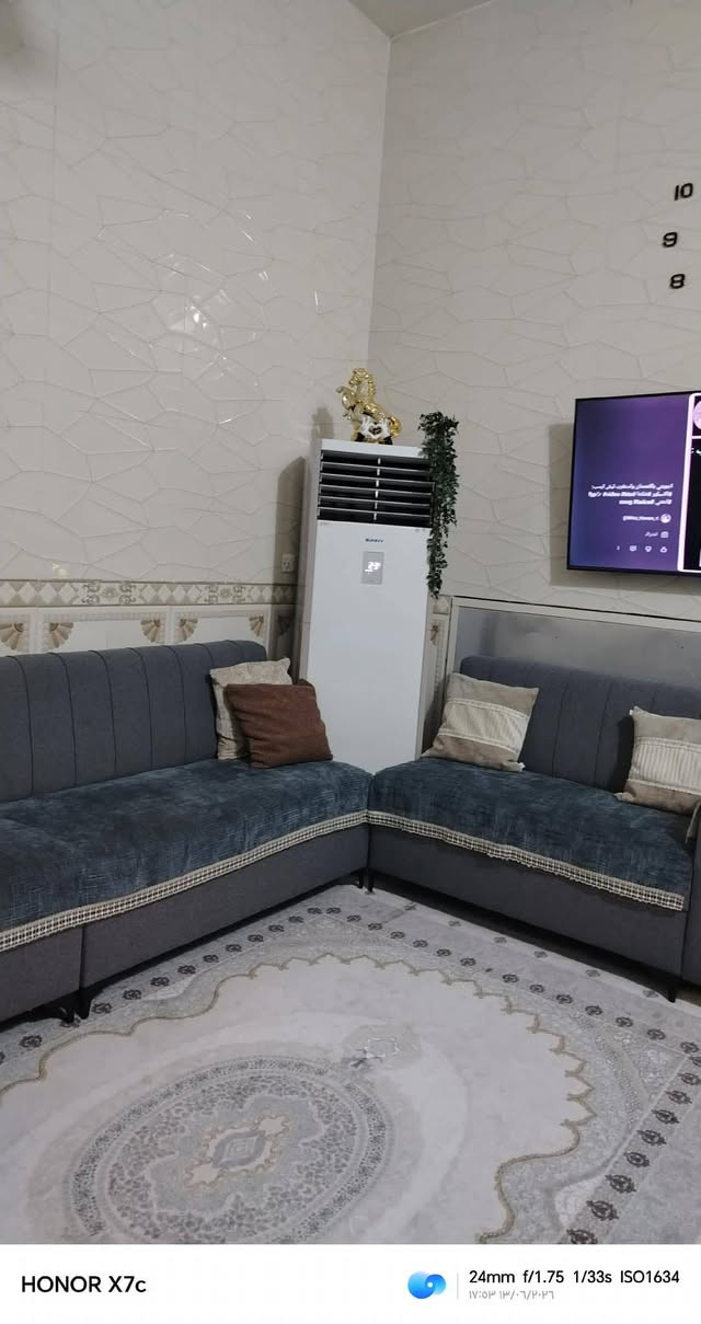 عاجل عاجل مشتمل للبيع مستعجل حي القدس موقع حلو قاطين المساحة ١٠٠ متر اتصال ***********
