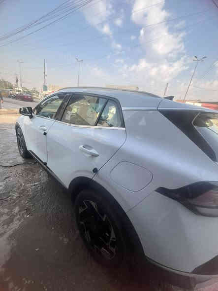 للبيع :كيه سبورتج  خليجي 
الموديل : 2024

ماشيه20 الف

بصمه  كراسي 

مري كهرباء 

انضمه قياده

تشغيل عن بعد 

حساسات امامي خلفي 

 شاشه +عداد دجتل 

كامره دواره 

بصمت ابواب 

ترحيب عند لاقتراب 

مثبت سرعه 

ويل 19

تبريد قطعتين 

داخل بيجي 

محرك 2000 دوش 

شاحن واير لس 

الصابيح الماميه LED

المصابيح الخلفيه LED

شفتات ستيرن رياضي 

مانع انزلاق 

شاشه ابل كار بليل +جي بي اس 

انذار عند الاقتراب

اشاير بل مري 

السياره كلش نضيفه وحلوه 

الرقم بغداد دولي باسمي 

السعر 240ورقه بيه مجال للشراي ابيع فقط للجناي وعقد مروري

أي استفسار ***********

مكان بغداد الزعفرانيه
