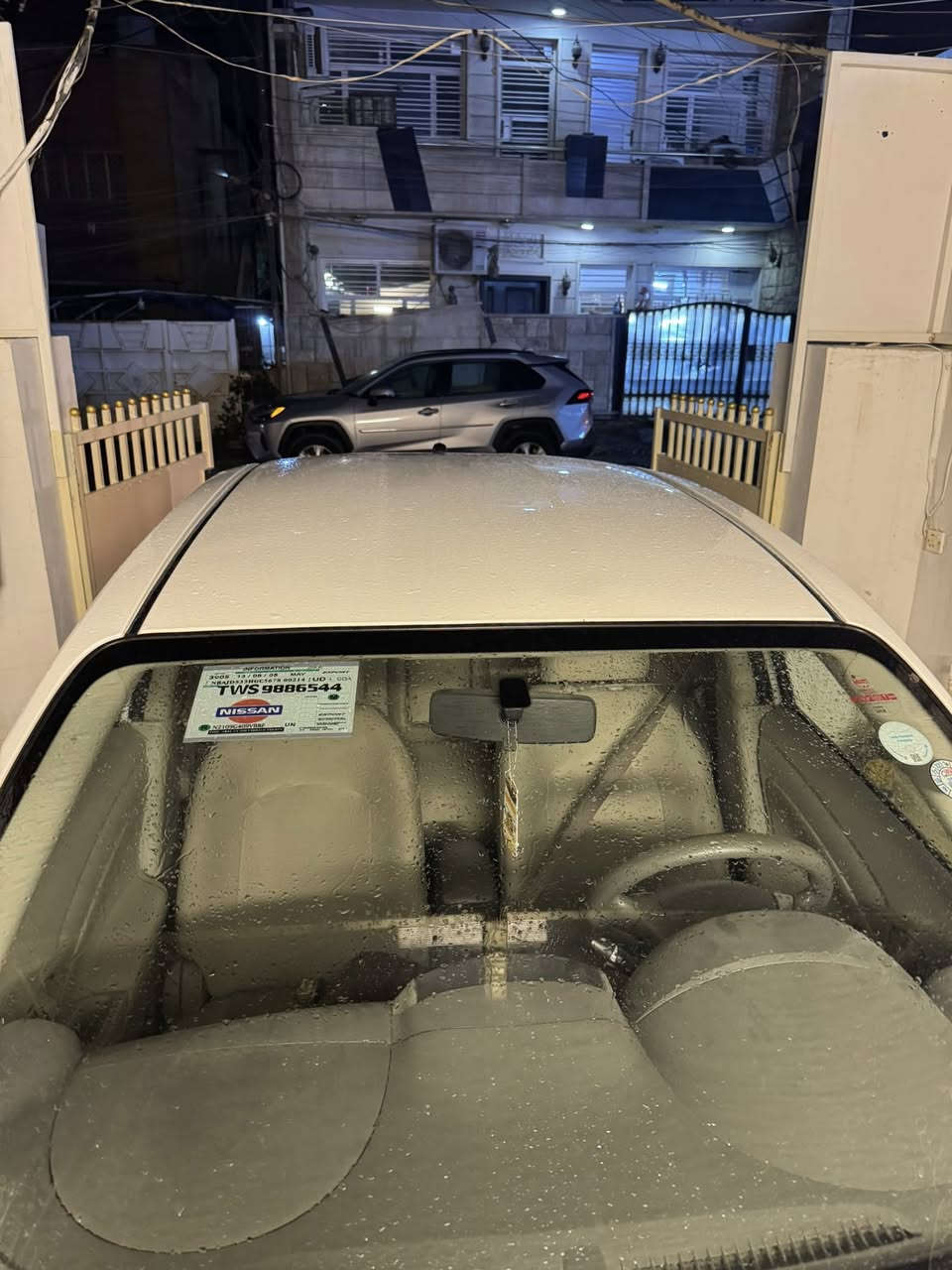 السلام عليكم 
نيسان سني موديل 2024 مصري 
فول مواصفات 
بيها فقط جاملغ خلفي 
السعر 108$
مكان السياره بغداد زيونه 
للاستفسار ***********
