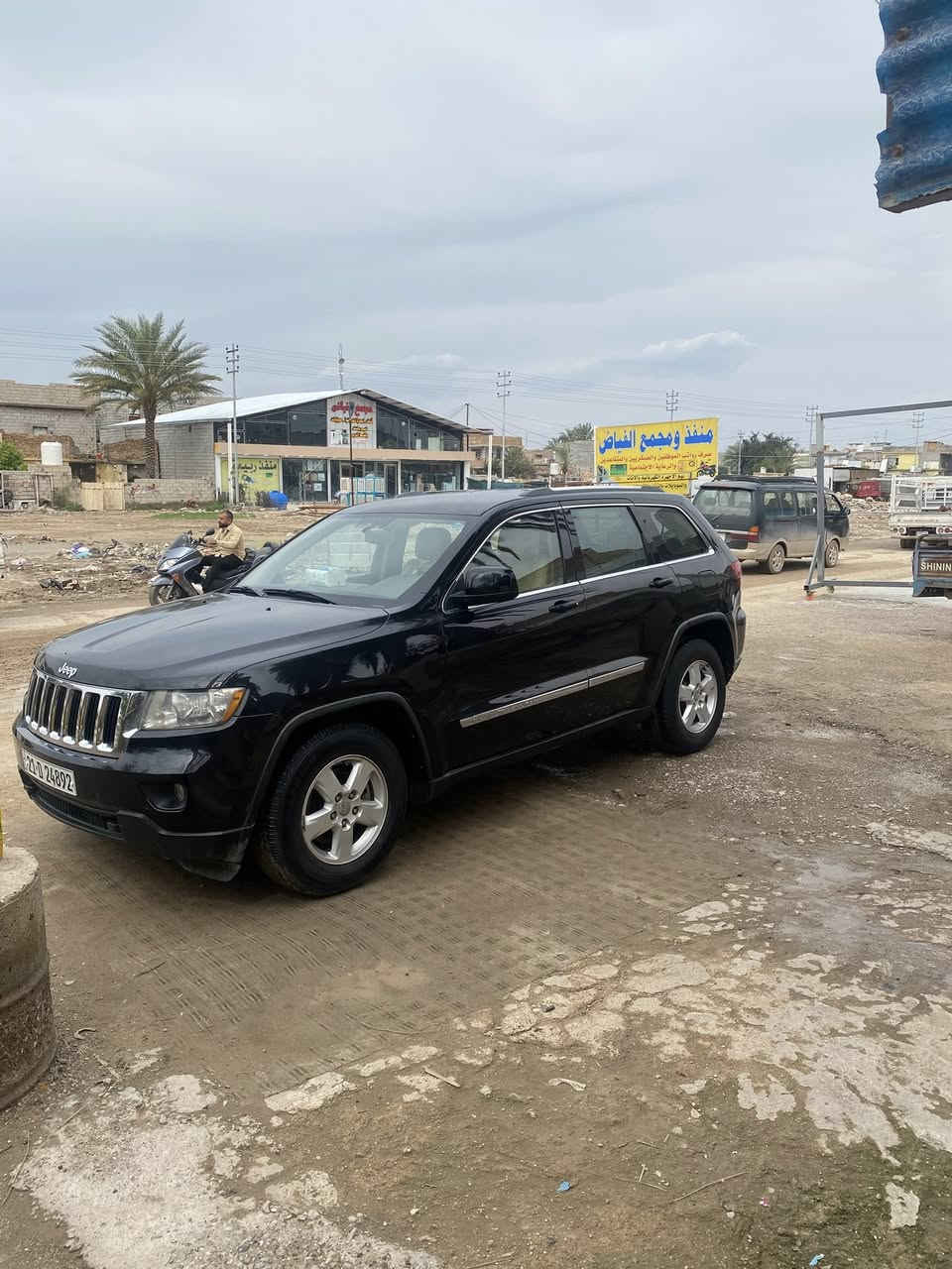 جيب للبيع ٢٠١٢ امريكي كلين بدون ضربة   سيارة جديدة ماشية ١٦٧ مكاني ديالى رقم الهاتف ***********
