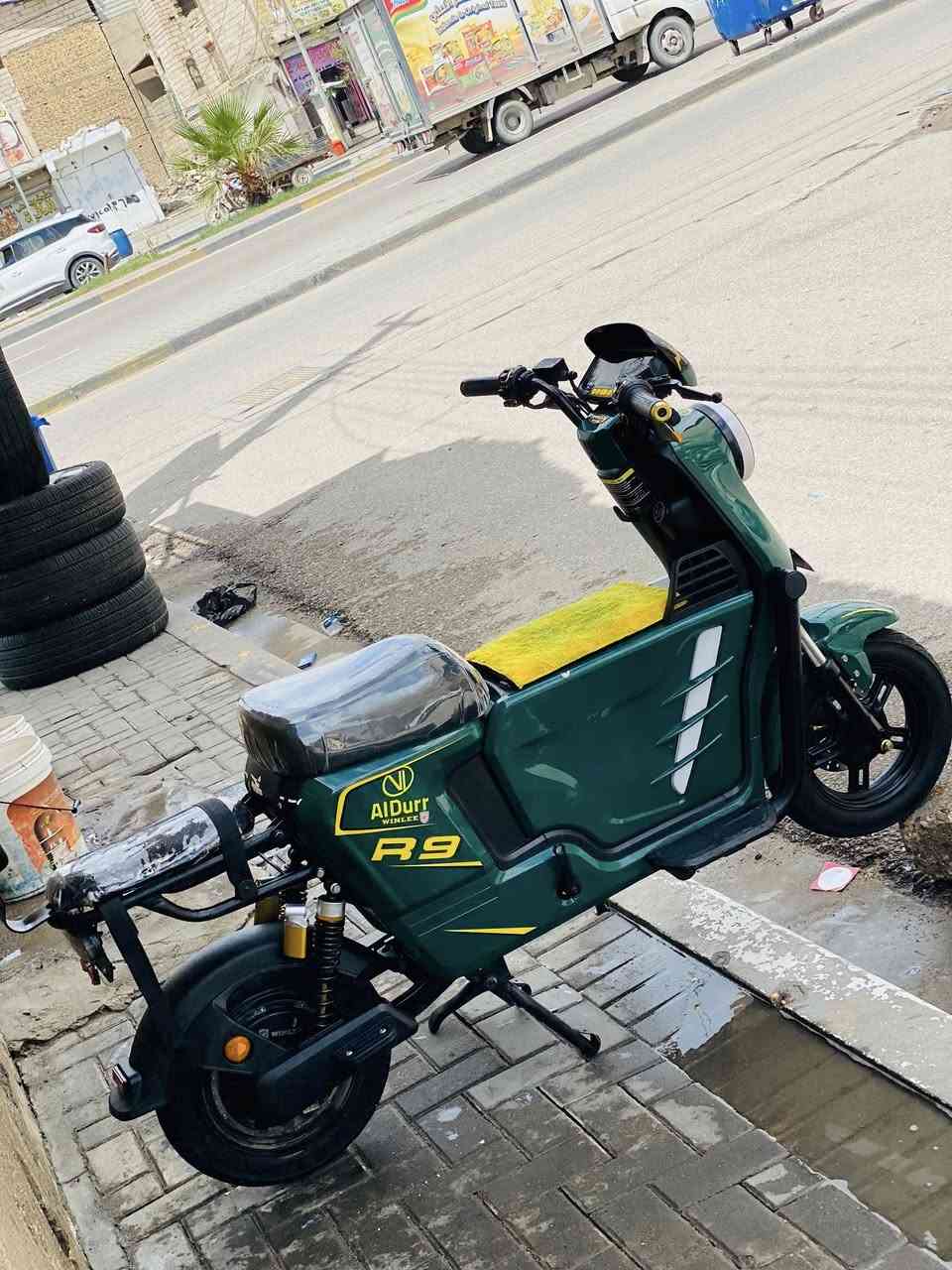 ‏دراجة شحن R9
‏موديل 26 
￼ صار شهر من مطلعها من شركة
‏ أم الصندوق
‏نظافة 100% 
‏بطاريات جديدة 
‏دراجة ماما شي قليل 
‏الرقم ￼📞￼***********
￼￼ جديدة جديدة ￼
