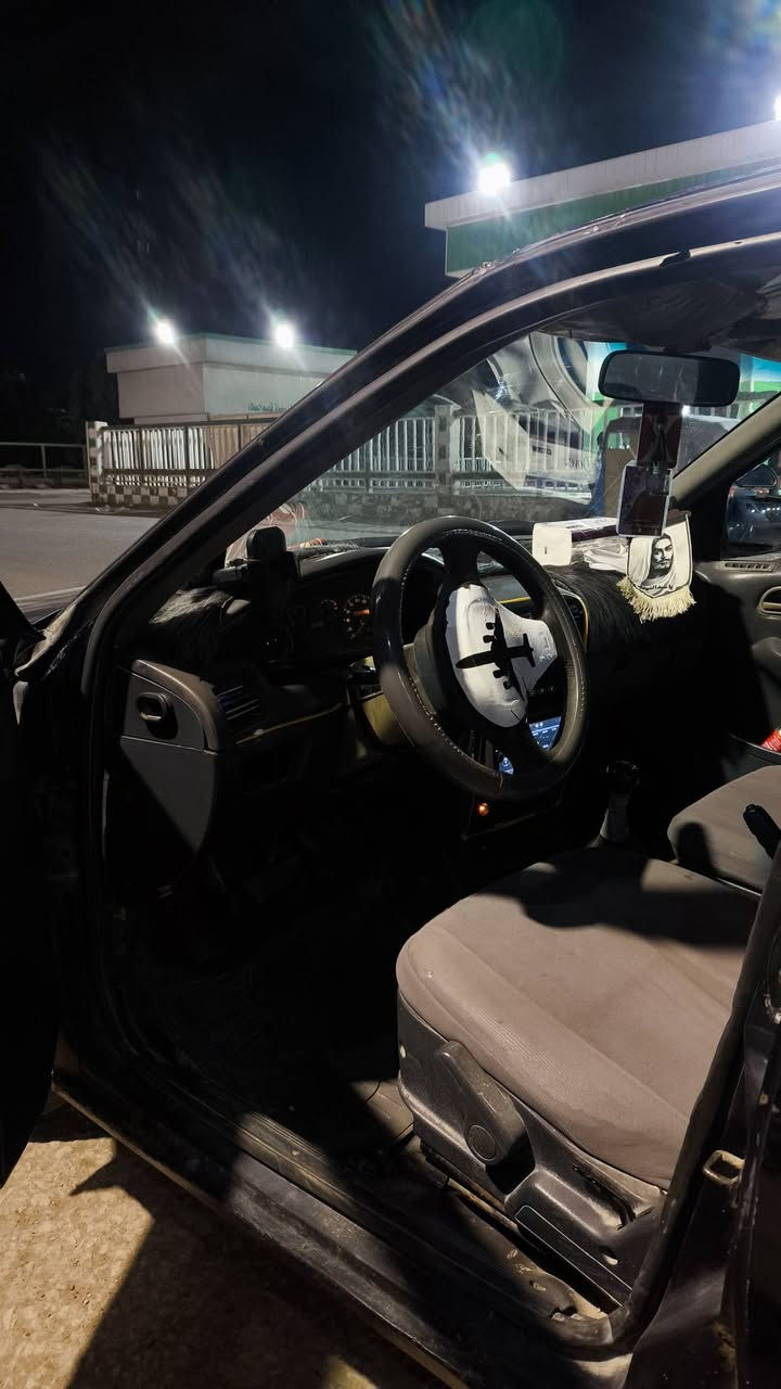 السلام عليكم.. كيا سيفيا للبيع موديل 1994
كير ومحرك نضيفات فوول
الكهربائيات كله شغاله +شاشة لمس 
الحدادية مكفولة 
السيارة مصبوغة عام 
رقم السيارة بابل-خصوصي
التايرات جدد ماصارلي شهر من بدلتهن 
لايت زنون كلش قوي 💪
السعر: 35 الشراي يجي يشوف السيارة ويدلل مكاني بابل-مدينة القاسم (ع) 
***********
