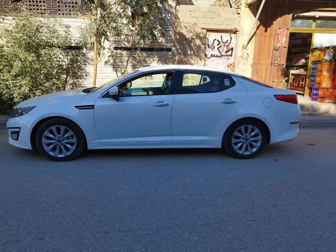 السلام عليكم 
اوبتيما موديل 2014 بيه جاملغ وبنيد بدون دواخل السعر 110 وبيه مجال 
مكان السياره الناصرية حي الفداء قرب مجمع دبي 
***********
