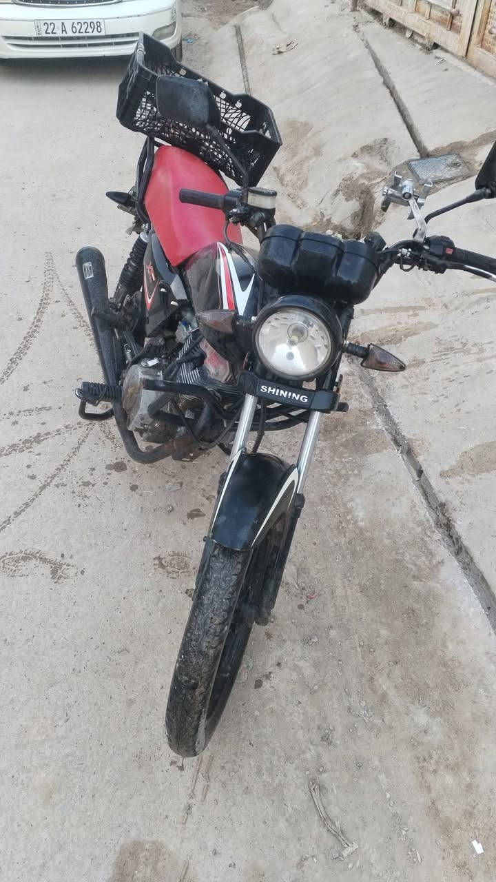 سلام عليكم دراجة شانك موديل 23مرقم سنويه ولوحات كفاله عامه للبيع تواصل ع رقم واتساب ***********
