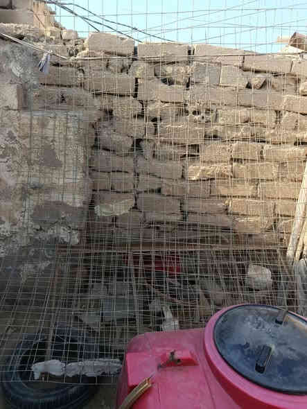 خمس جينكوات اربع امتار الوحده نظيفات سعر الوحده 15 الف اربع بواري طول 4 متار الواحد على 15 اربع مشبك الوحده ب 10 ناصريه اريدو ***********
