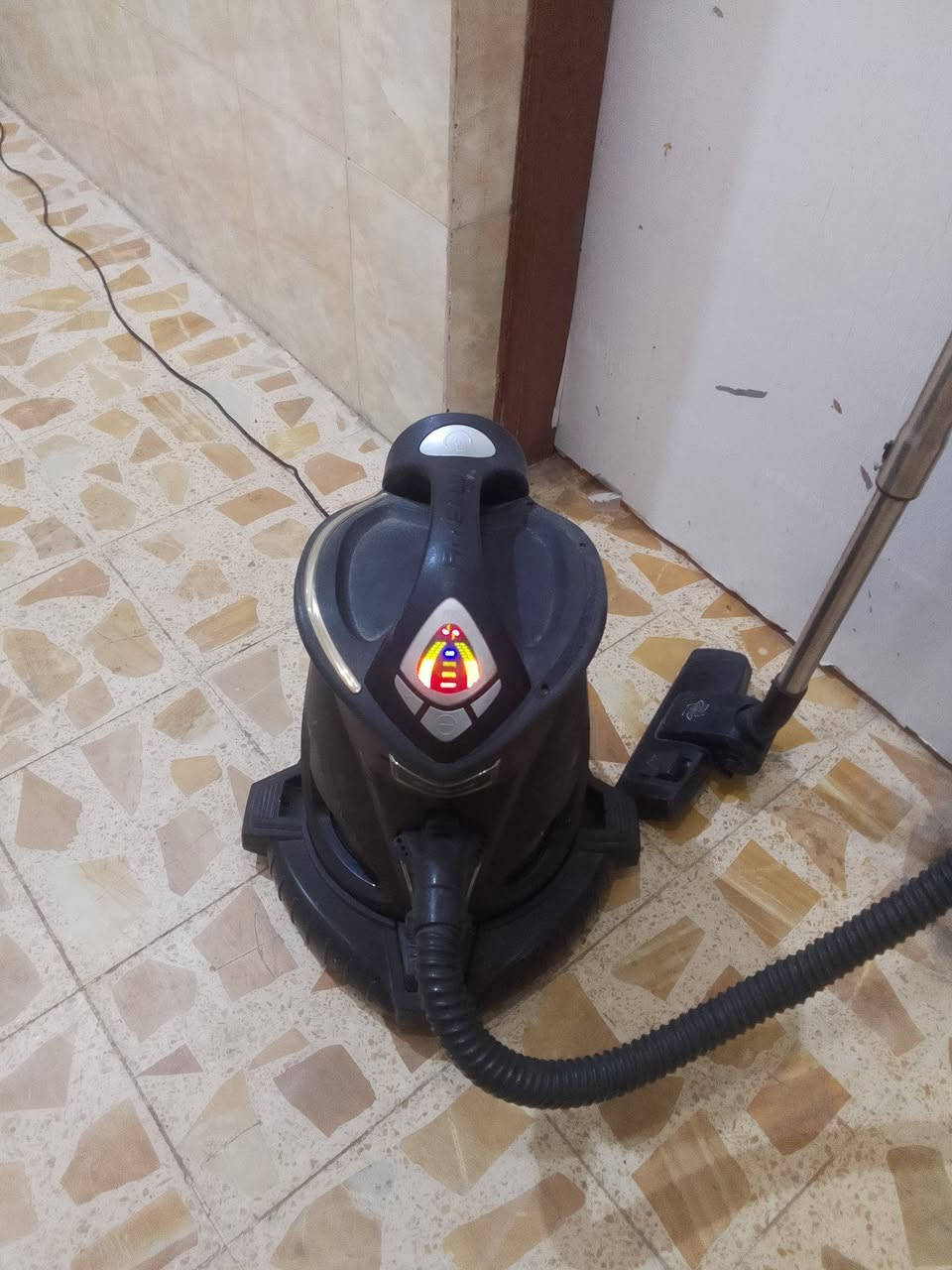 السلام عليكم... مكنسه كهربايه شرط الماني الصنع.. شركه ريتال..... غنيه عن التعريف..... السعر خمسين ألف..... درين شحن🔋⚡ السعر ١٥.....البصره الحيانيه شارع السيد


**إذا كنت صاحب هذا الإعلان وتريد حذفه لأي سبب، رجاءا أرسل رسالة إلى الدعم الفني**