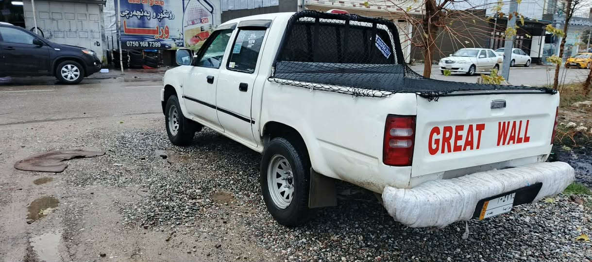 دێر موزایدە مۆدێل 2006کابرێتە 
گێرو ئەکسل بەشەرت  مکینی تۆزێ بوخاری هەیە 
کەفیلی ماڵ مەدەنی و اولیات بەشەرت 
28گڵاو مەعامەلەیکی کەم  شوێن چەمچماڵ  
گۆڕینەوەی ناکم ***********
