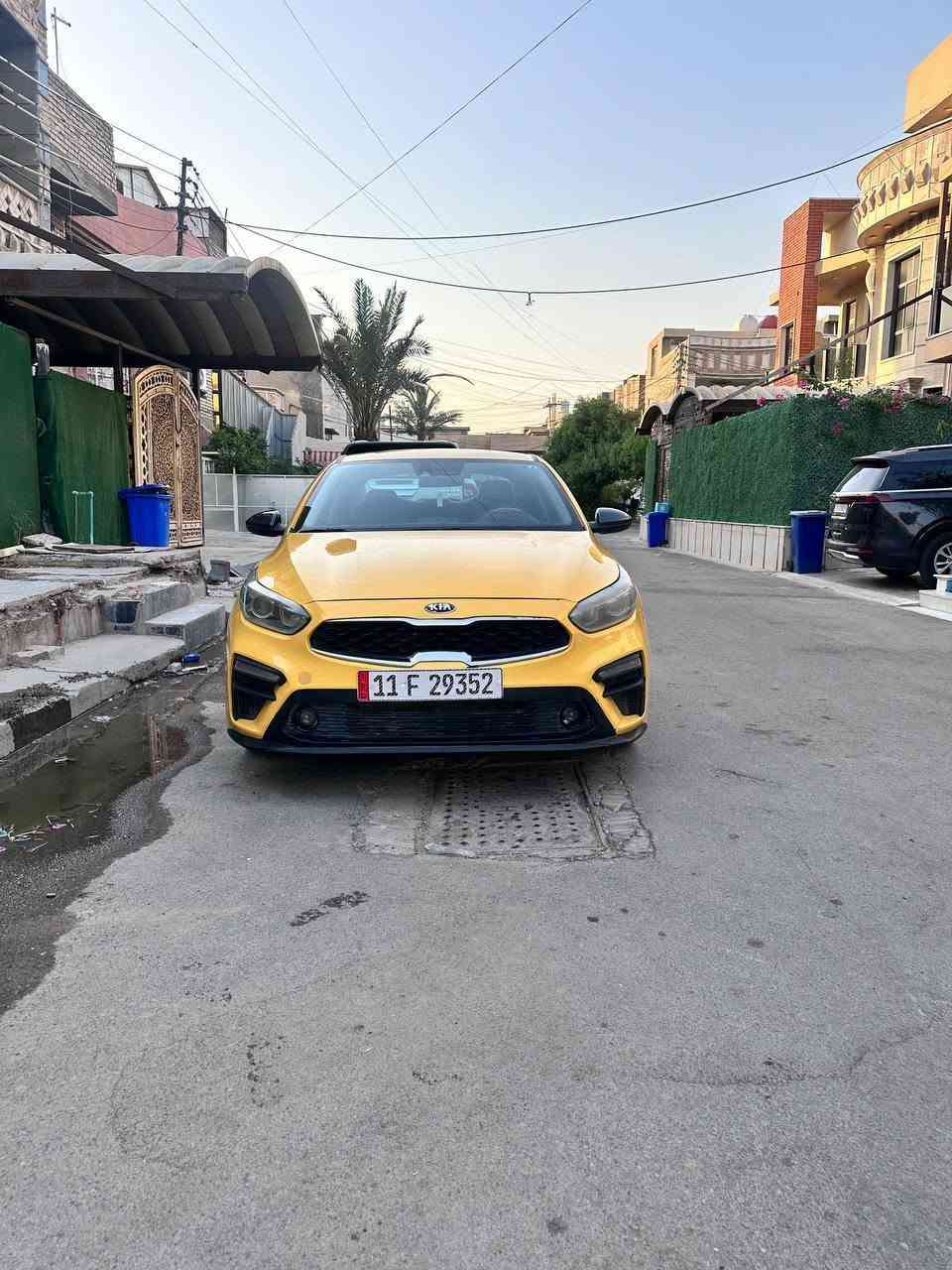 السلام عليكم سياره فورتي وارد امريكي مديل 2019  محرك دوش 2000 حادثه مرفق وي المنشور سعر 110 وبي شي قليل للأستفسار ***********
