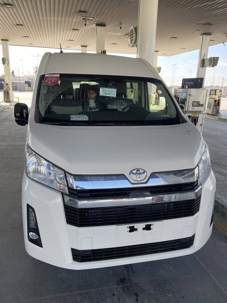 السلام عليكم هايس2026 زيرو فول  كير عادي السعر450 وبيها مجال الاستفسار ***********
