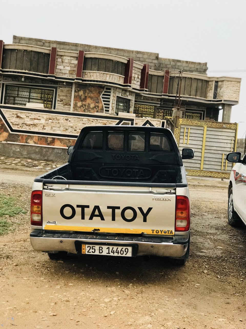 اسلام عليكم 
للبيع بيكم هايلكس موديل 2010 تك كهربايات جاهزه مكفول كفاله عامه محرك بس القبق مفتوح  بيها صبق اقل شبر رقمها كركوك الجديد تحويل مباشر  سعر ١٢٥ وبيها مجال مكان انبار قضاء عانه***********…..***********
