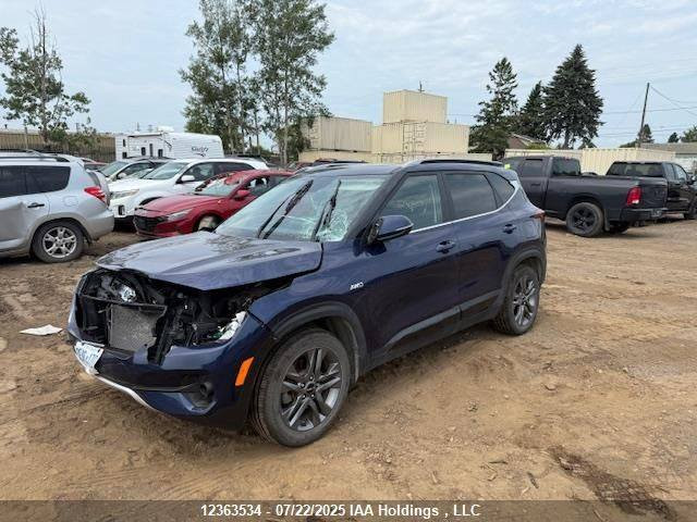 كيا سيلتوس 
موديل 23
وارد كندا 
فقط دعامية بدون اي ارباك
فول واحد على واحد 
اللون ازرق 
رقم اربيل باأسمي ثاني يوم تحويل 
***********
السعر مال بيع 160 قفل بدون اي عمله السياره جديده بمعنى الكلمه 
الي حاب يتواصل ادزله فديو كامل بالسياره
