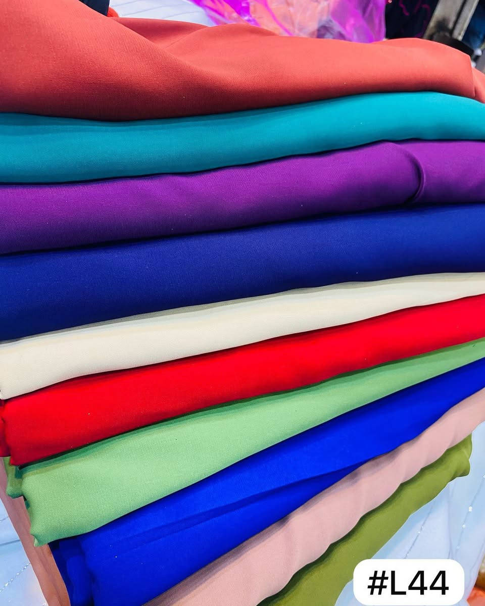 مرحبا زبائنه الكرام عرض جديد 🚕😍🚕#تخفيضات  #اقمشة 
//مارينا ساده الوااان🤩🤩  //
درزن يحتوي 15قطعه ب الوان   مختلفه 🔥🔥

لسرعه تثبيت الحجز ع الواتساب  ***********📞📞
 
او زورونا بغداد الشورجه سوق الاقمشه قرب مصرف الرشيد 🥰🌹

#أقمشة #تخفيضات #فولو #جملة #اقمشة #تخفيضات🌹😍 #جملة👑 #خياطة #ملابس_نسائيه #مشاهير #دشاديش_نسائيه
