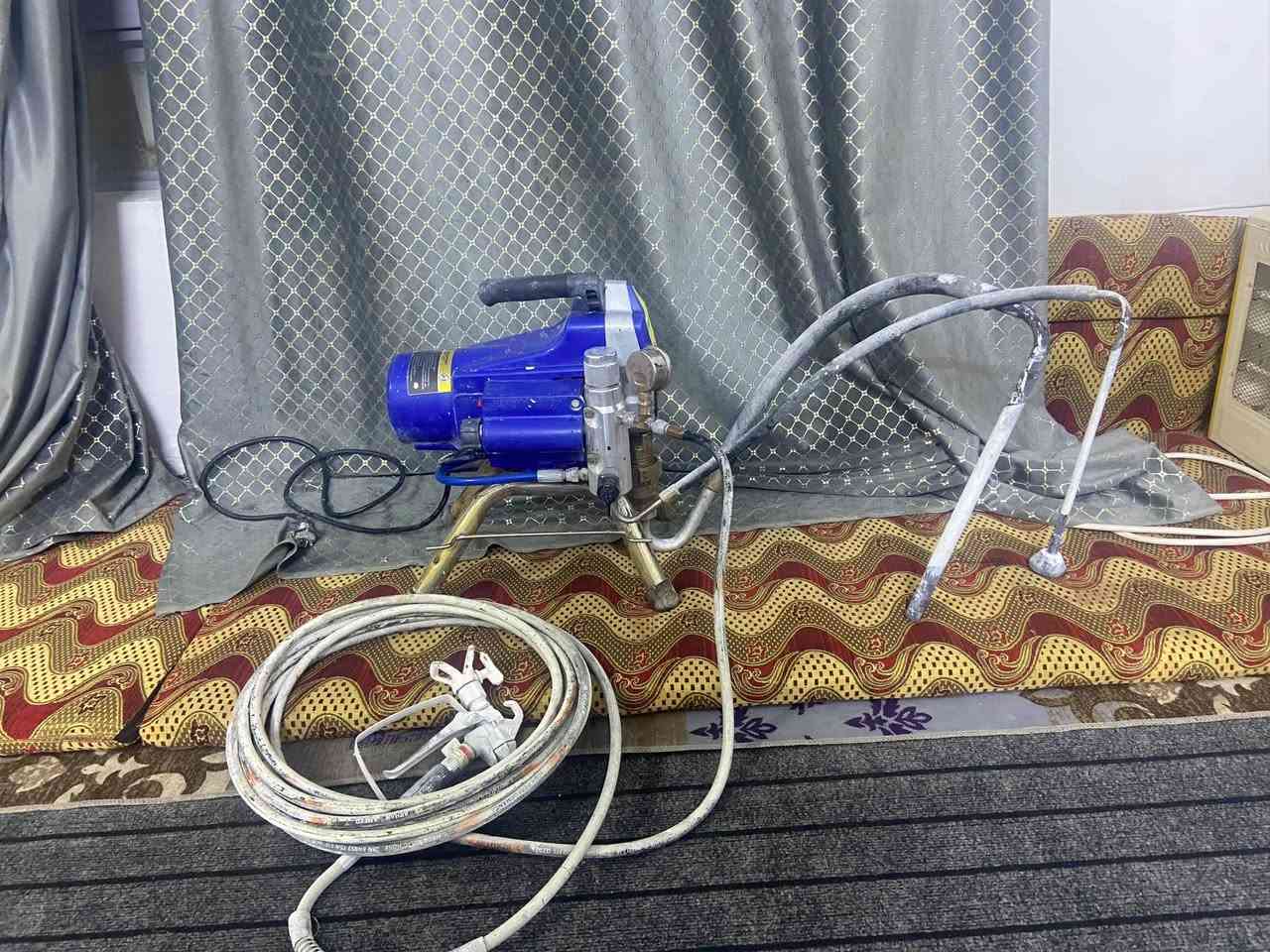 ماطور صبغ مثل مابلصوره كدامك  للبيع السعر خاص او تواصل على هذا الرقم ***********
