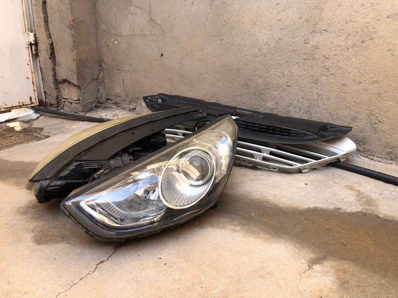 سلام عليكم غراض توسان 2015خليجي ماصدات +سكنات +شباك نظيفات بحاله جيده قيم واخذ للحجز مراسله الصفحه اواتصال ***********
