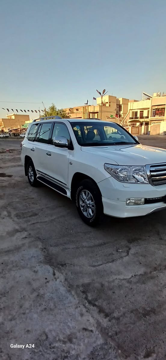 سلام عليكم لاندكروز GXR2011ستينية رقم بغداد سيارة كفالة عدة جاملغ امامي كفالة مكينة كير تبريد صدر تخم تاير جديد مكاني بغداد بلديات رقمي *********** سعر 290$
