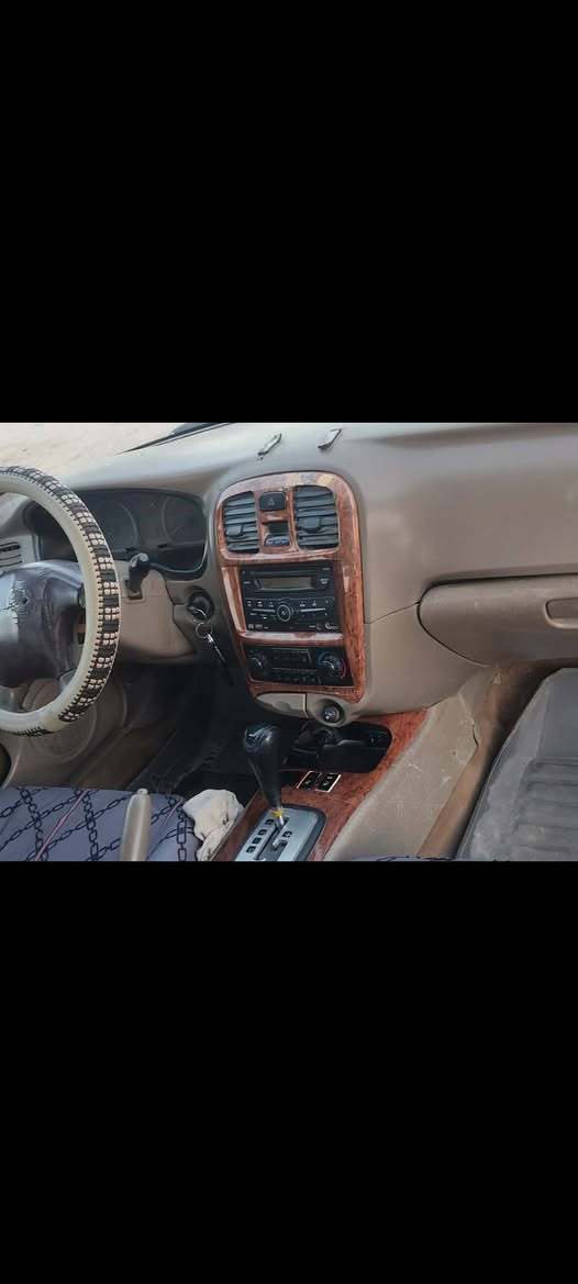 اوبتما 2004 رقم نجف مداور ثاني يوم 

مكفوله من كص  والباقي شوف العين
سعر37مكان غماس***********
