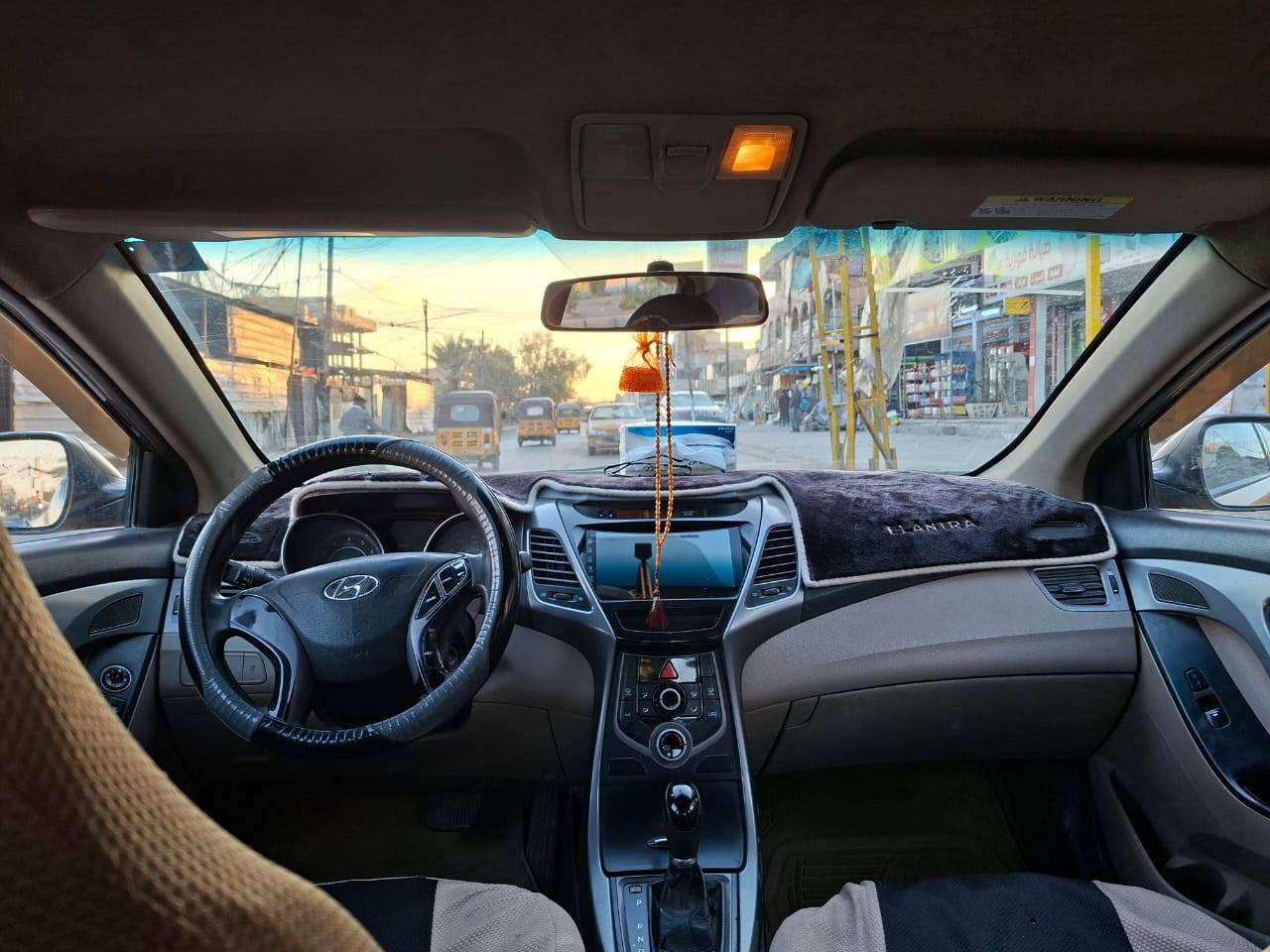 سلام عليكم الانتره موديل ١٦ وارد أمريكي ضررهه جاملغ سياره عليهه ادامه كامله تبريده ثلج سياره جاهزه بسمي تحويل مباشر السعر ١٠٨ وبيهه مجال شراي يتصل وبل خدمه مكاني بغداد ***********
