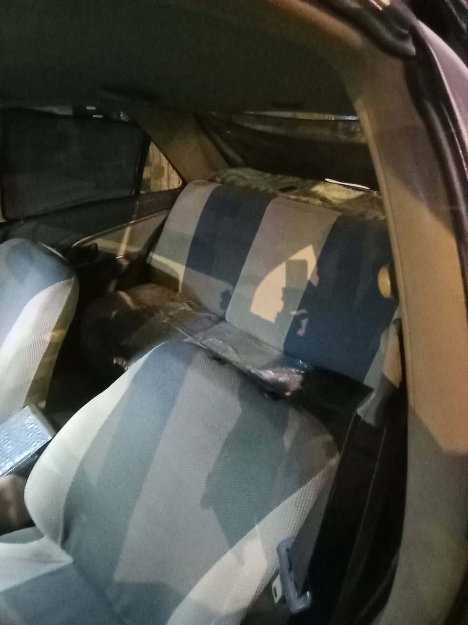 السلام عليكم سياره بيجو 405 موديل 2012 رقم الجديد السنويه الحد 29 جاهزه من كلشي تبريد تدفئ مكينه خير من الله كل تبخر ودخان ماكو كير خير من الله صدر أمامي خلفي جاهز سياره بيه منضومه غاز سياره بسمي تحويل ثاني يوم تخم تاير ويل صبغ جديد السعر 40 اتصل على هذا الرقم *********** وبيك خير وتدلل.
