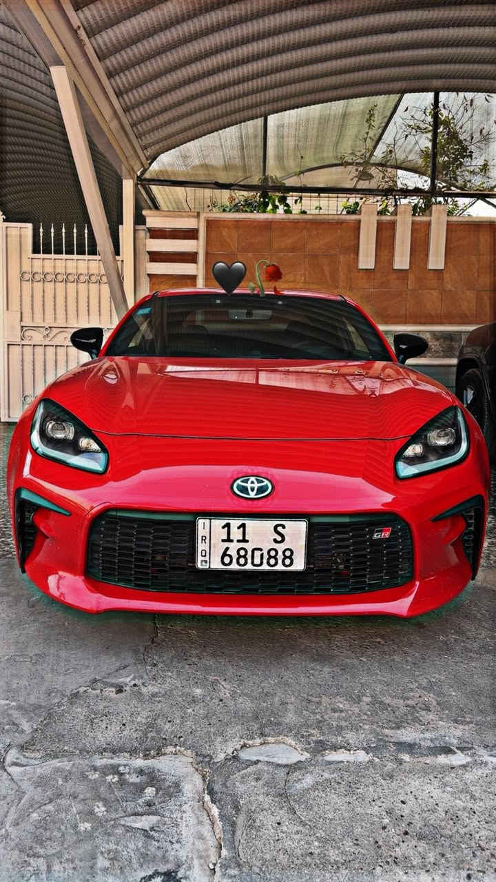 سلام عليكم 
من رخصة الادمن
تويوتا gr86 وارد امريكي حادث كلش بسيط 
السيارة فول مواصفات للاخير
المواصفات
كشنات كنتارة 
كير اوتوماتيك
تدفئة كشنات
رادارات امامي وخلفي وجانبي
نقطة عمياء
ويل حجم 18 توسايز
مكينة 2400 بوكسر
زينون عدسة متحرك داينمك ويا الستيرن
تحكمات ستيرن
السيارة مسويلها بولش وطلاء نانو سيراميك
جنح خلفي بلادي عالي
ماشية 37،000 الف كيلو
الحادث ربع الجاملغ الخلفي الايمن وربع الدعامية الخلفية صبغ فقد بدون بارد 
السيارة جديدة بدون مصرف
المكان حي الجامعة شارع المركز
السعر 18300 وبيها مجال بسيط
الرقم ***********
