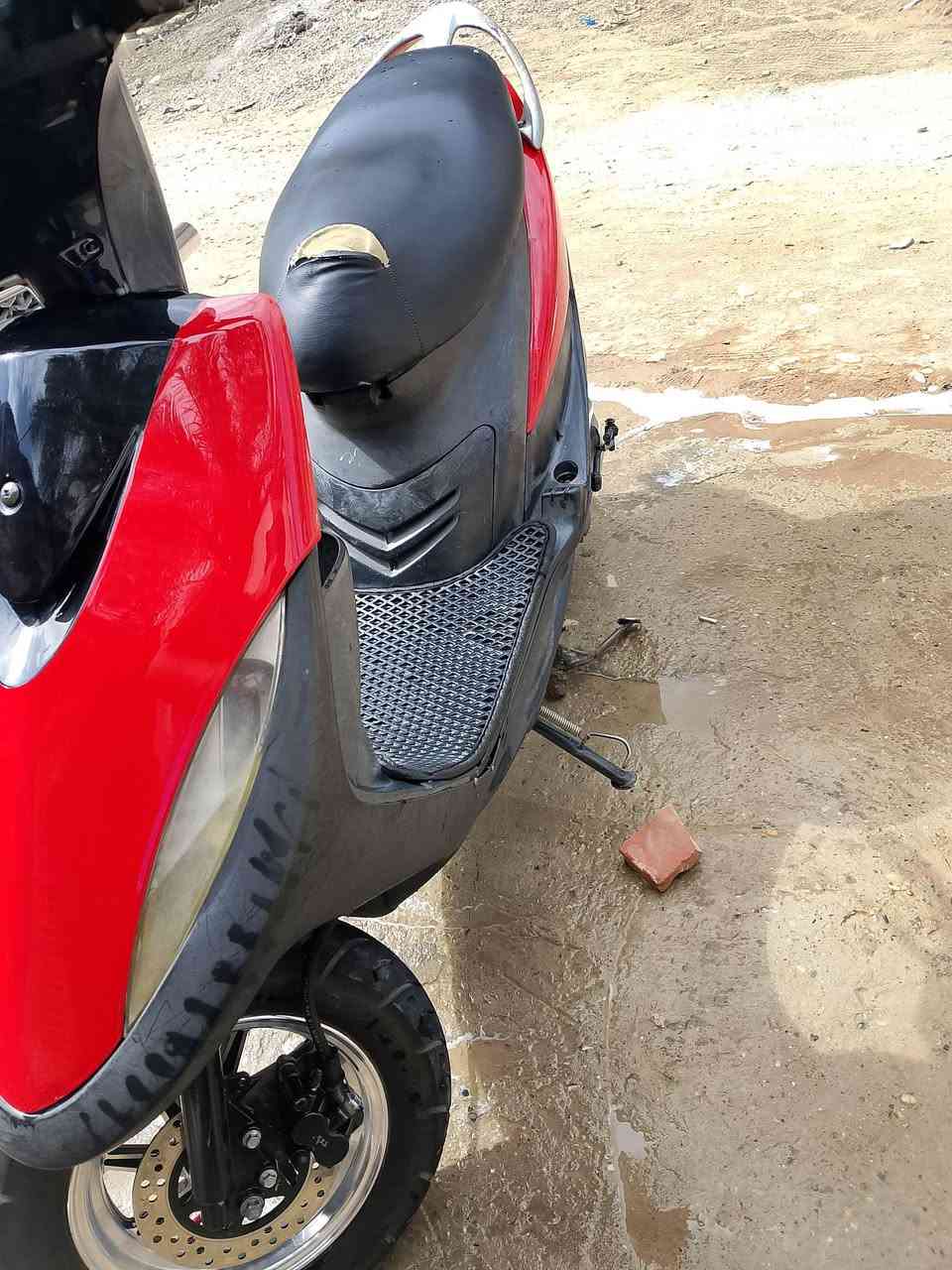سلام عليكم درجة ماكس عدله كفاله بلاد دراجه تخبل من كلشي مكينه خرسه السعر 650 او بيها مجال الرقم ***********
