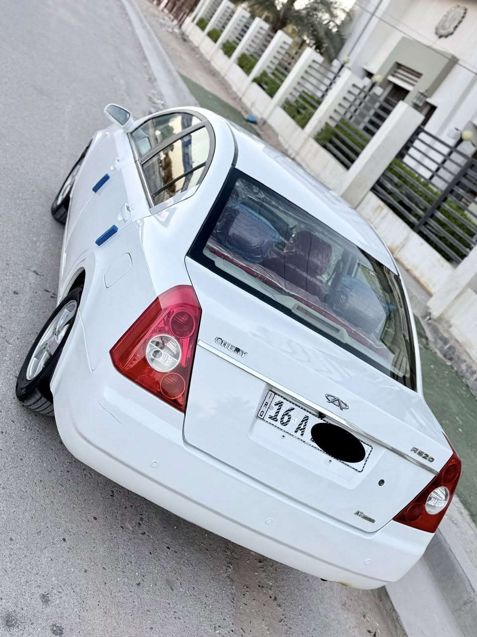 شيري 2013 A5 رقم دولي هزة جديدة سنوية جديدة يعني المداور كلش سهل واني اريد تداور ثاني يوم السيارة على ايدي وكلش جديدة وناعمة وترايها جديد
 الله شاهد صارف عليها فوك ال ٣ ملايين مامخليها عايزة اي شي محرك الفين وكير اوتماتيك ميكانيكي  مكينة وكير نظيفات بدون لاتنقيص ولاتبخير 
حدادية مسويها ادامة كاملة وتخم تاير نظيف
دوشمة على ايدي وغرفتها كلش جديدة السيارة كلش نظيفة وناعمة ومتحتاج اي مصرف ومواصفاتها حساس خلفي وتحكم ستيرن واي بي اس وكشافات واربعة دسك ولايت عدسة
مكفولة من الضربة والتبديل والدواخل وتروح للسونار تنفحص وجانيها بس على ايدي صبغتها لان جاردة وجان بيها تنكيد خياس بسيط هاي كل تفاصيلها وصورها جديدة للعلم اليوم
*********** هذا رقمي وسعرها ٥٠
