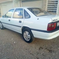 اوبل فيكترا اوتوماتيك • ١٩٩٥ • رخصة لحد ٢٠٣١