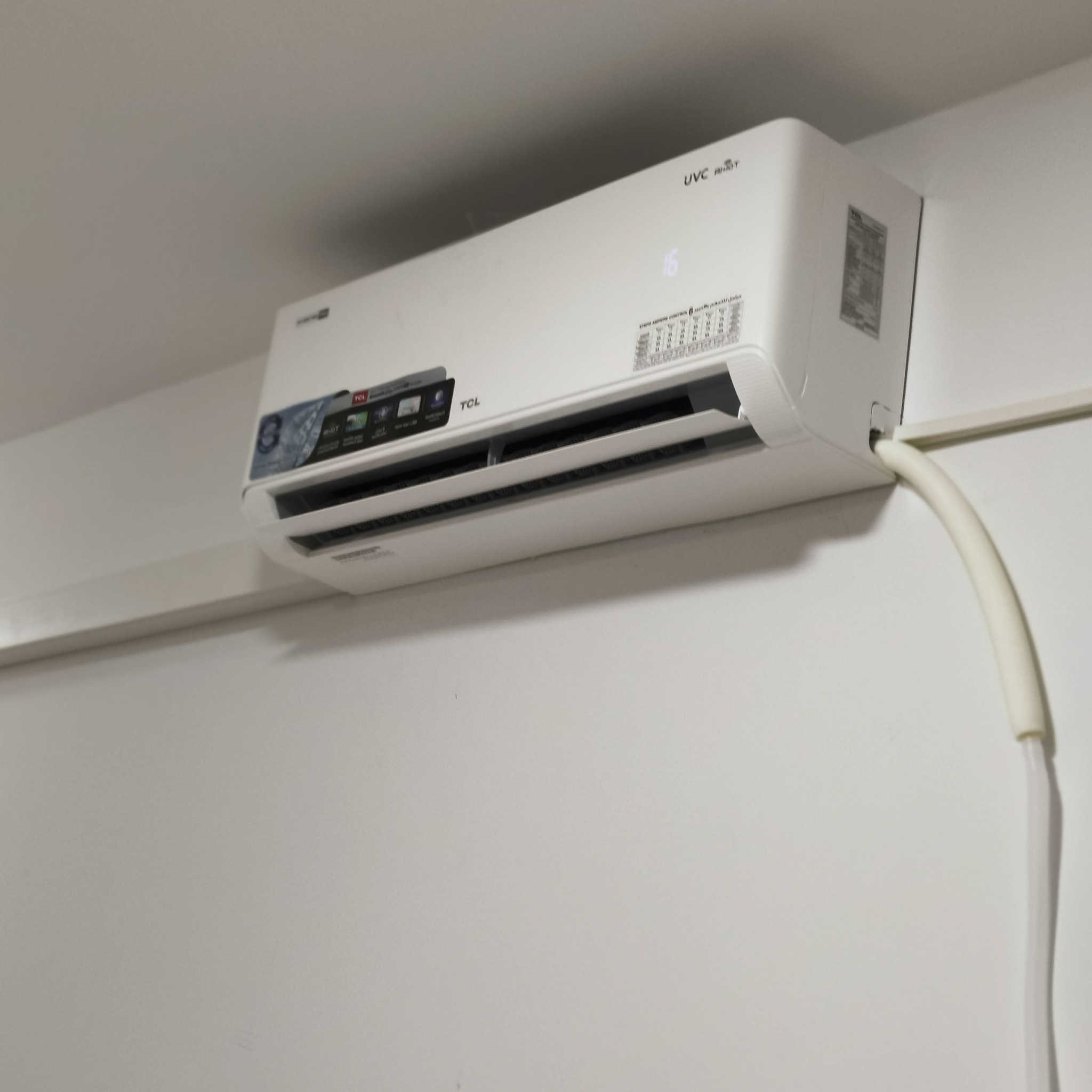 ربي يرزق الجميع ❤
ليوم تنصيب ماركة TCL انفيرتر AI

ورشة البحار لتبريد❄☃️
لصيانة-وتنصيب-وتنضيف-كافة اجهزة التبريد 
***********
***********
*********** نصير البحار نصير البحار
