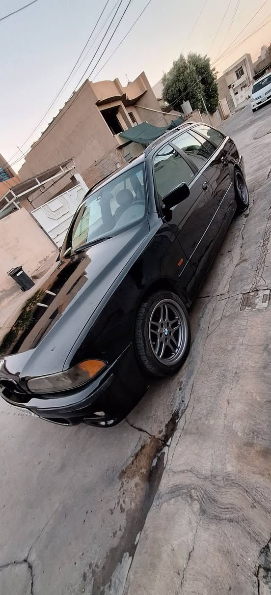 ٢٠٠٤ بومة  525محرك كبس فول اوتو  بالشرط بدون ضرر صبغ جمالية درجة اولى فرن  مكاني كركوك
***********
