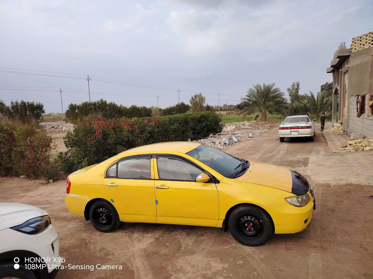 سلام عليكم اليفان 2011 سياره معمره خياسات فقط بدون اي ضرر او ضربه كهربائيات كله شغاله كير عادي مكيه الف وثمنميه جديده شاشه سمعات حداديه جديده تخم تايرات جدد دواخل حلوه مثل ما بل صوره خط وبحث جدد  تحويل شوكت متريد صاحبه حاضر العنوان الشطره *********** سعر 29 وبيه مجال قليل
