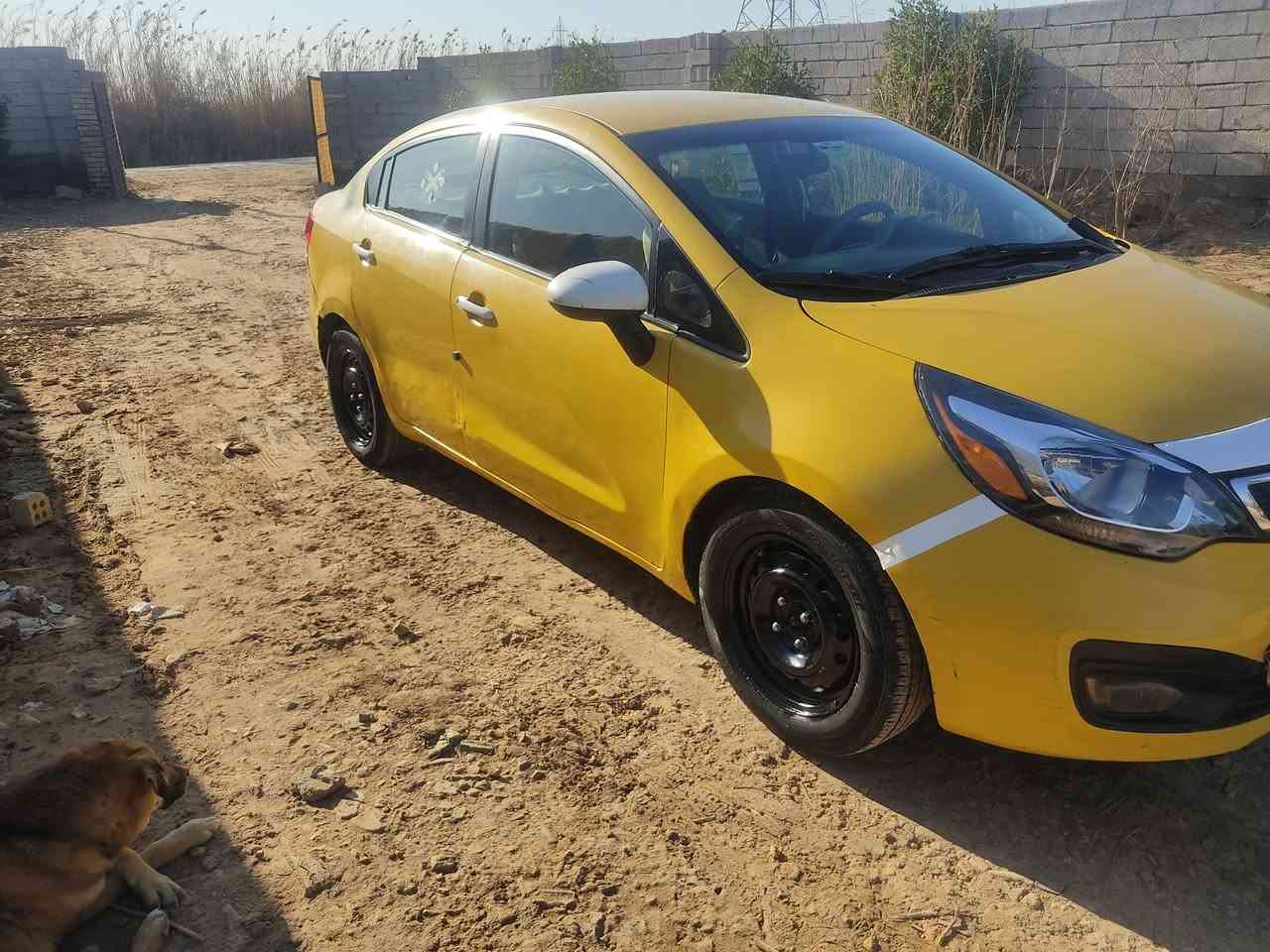 كيا ريو وارد امريكي 2013مكينه 1600وكير جدد السياره ليبل واحد حادثه قبق الجنطه نفسه مصلح سياره جاهزه وجديده تبريد صدر خلفي امامي جديد تخم تاير سنويه جديده 27مصفره هيه وغرامات تحويل مباشر 75وبيه مجال العنوان بغداد النهروان اتصال فقط ***********
