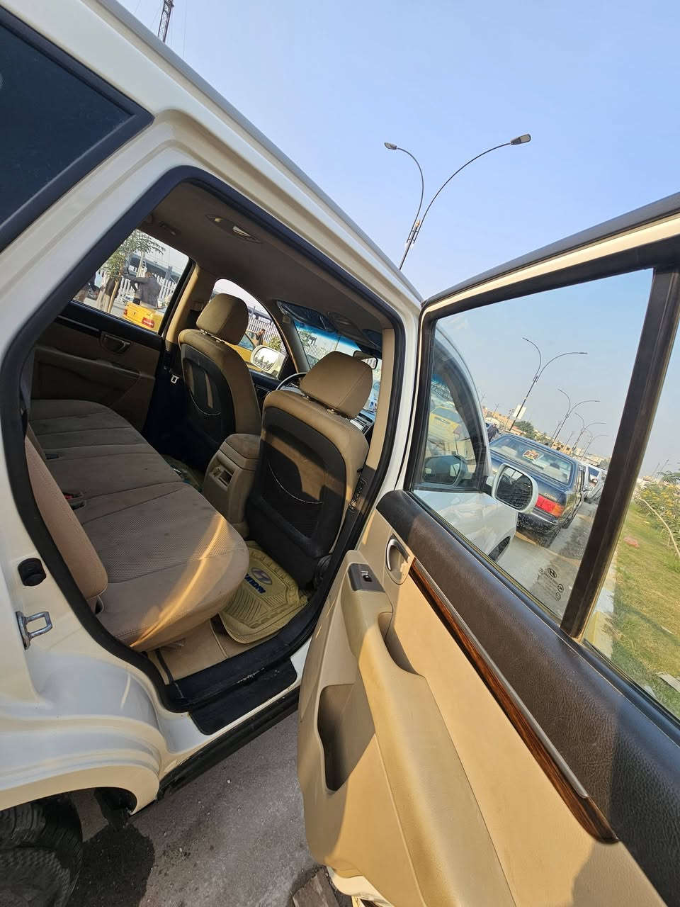 سنتافيا 2012 خليجي 

6سلندر 

رقم بغداد 

[بيه جاملق وربع البنيد صبغ والباقي كفاله ]

٣ قطع تبريد 

مراية شفط 

٧ راكب  

مكان السياره بالناصريه 

١٤٠ وبيه مجال 

***********

***********
