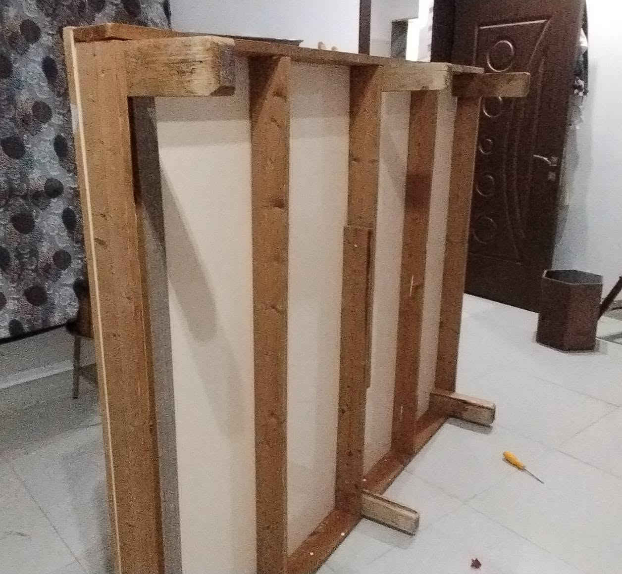 الأغراض للبيع.. كلهم شغالين.. للبيع..... كشن سرير نفرين خشب بلوك.... مبرده.... بانكه ارامكو ارضيه الأصليه.... بانكه ارامكو جداريه.... ***********. ***********.. الموصل الايسر
