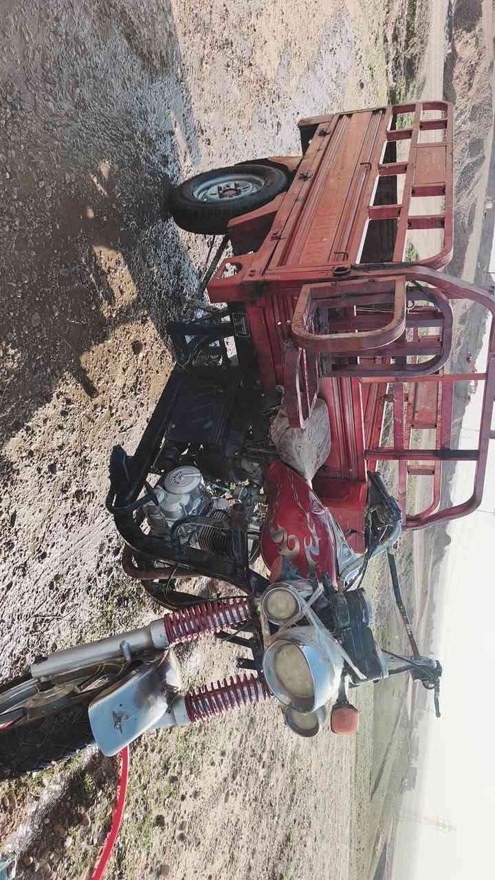 السلام عليكم ستوته موديل 18 شرط المحرك ما مطخوخ ولا مبدل بيي شي   سلف كهربائيات كامله بس الواقي يعوزها شي قدام العين مكان عوسجه قربي جنوب الموصل كياره  سعر  625 بيه مجال لطيبين  خاص ماكو ***********
