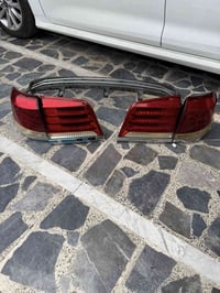 زوج بك لايت لكزس  2011 570 نظيف جداً +شباك امامي اللي يصير من جوه بالد...