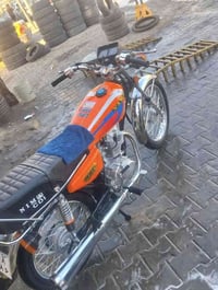 للبيع موديل 27اوررق سكنر السعر750وبيهة مجال 07828093566