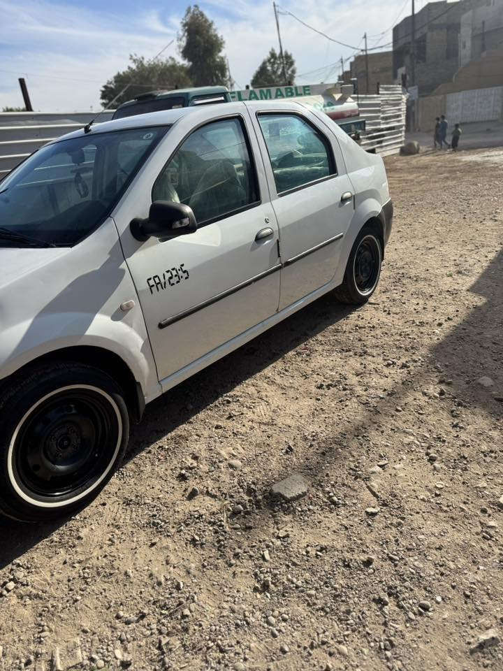 سلام عليكم رينو لوكان بغداد بسمي مكفوله ماعده لهلال جاملغ خلفي مكاني بغداد الحريه السعر 50بيه مجال قليل غير متواجد عله فيس ***********كامره دواره بيه
