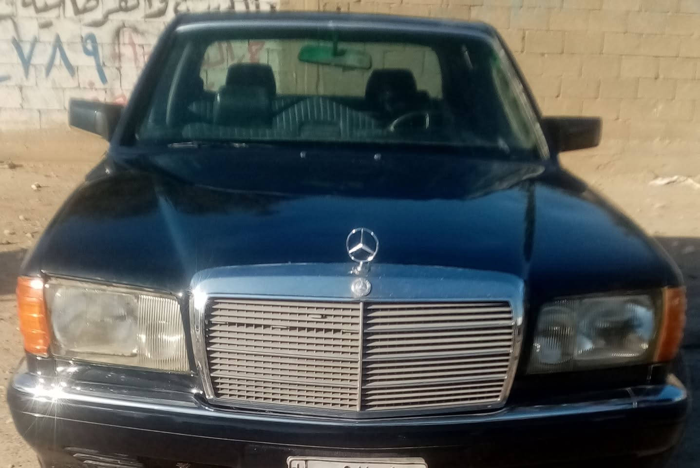 السلام عليكم مارسيدس رئاسي موديل ٨٨ محور مكينة ياباني ٣٠٠٠ جديدة وكير واكسل مكفولات رقم بغداد تحويل مباشر السيارة عوزه شوية ترتيبات السعر ٣٥ وبيه مجال بسيط المكان بغداد للاستفسار ***********
