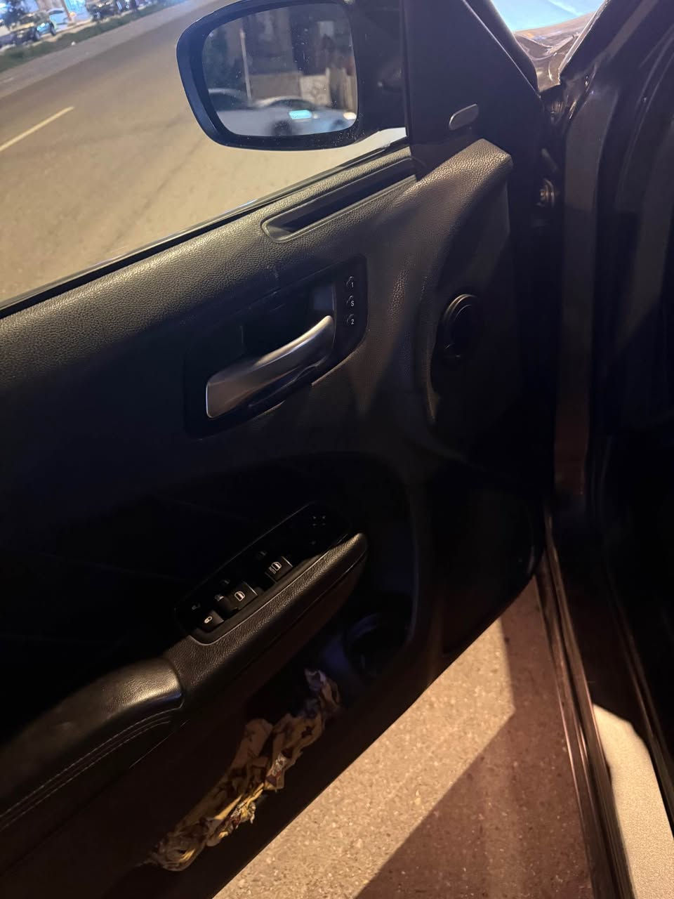 سلام عليكم جارجر2017امريكي حادث بنيدوجاملغ وبيهه تقسيم بيبان وجاملغ امامي فول مواصفات عدى الفتحه رقم اربيل سنويه لل2030ماشيه 165ميل عنوان بصره رقم تليفون ***********رقم شاصي موجودبالمنشورشوفهه وخابرسعر165 البصرة, العراق
