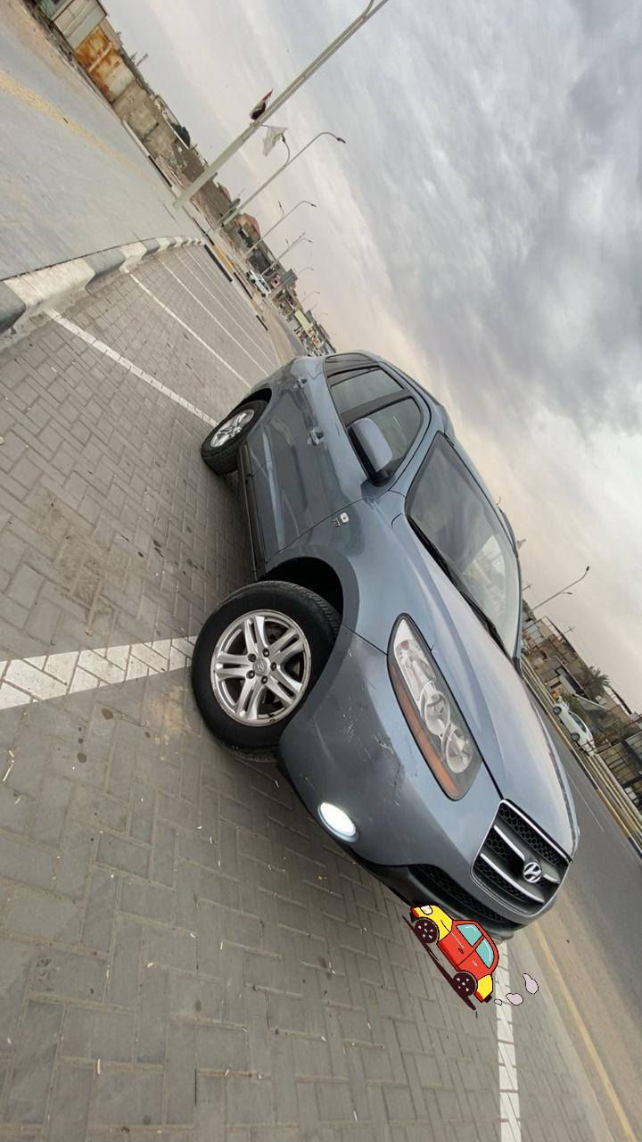 السلام عليكم سنتافي دخول جديد سبعه راكب ادوات ادوات تومه سنويه ورقم طبق الاصل موديل 2012 عنوان بصره بصره السعر 55 مكلف بالنشر مراوس راوس بالاستفسار برقم الهاتف***********
