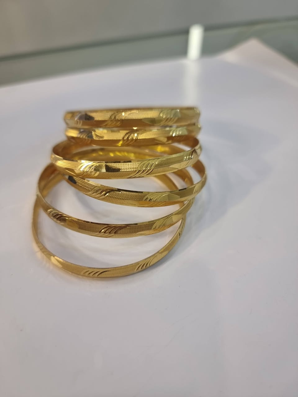 ✨ إلى زبائننا الكرام ✨
يتوفر لدينا ذهب مستخدم بأجور مناسبة جداً وأسعار منافسة تناسب الجميع 💍✨
قطع مميزة بحالة ممتازة وفحص مضمون لراحة بالكم.
تشرفونا بزيارتكم في صياغة البيرقدار
📍 مقابل مطبعة الجوهرة
📞 للتواصل والاستفسار: ***********
ثقتكم وسام نعتز به دائماً 🌹
