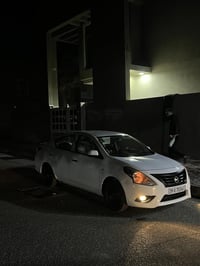 … نيسان سني للبيع موديل 2020 ماشية 143 الف كيلوا  هندي ام البليته الزر...