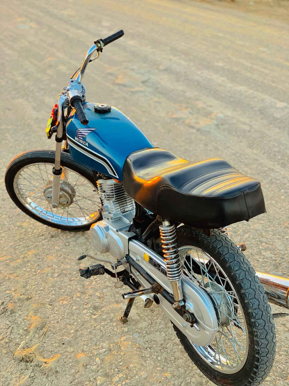 سلام عليكم شباب ؛للبيع سي جي نامه موديل 24 (كلك كلك) مكفوله من السرقه مفتوحة مبدل بستم فقط!! محرك ناعم خير من الله شرط شلعه ومعدل وسلولي كهربائيات شغاله الدراجه كامله ما عوزها برغي!!  السعر 475 وبيها مجال للشراي واليجي ما يرجع اله وهوه راضي! مكاني شطره للستفسار خاص او الرقم  0781 831 5763
