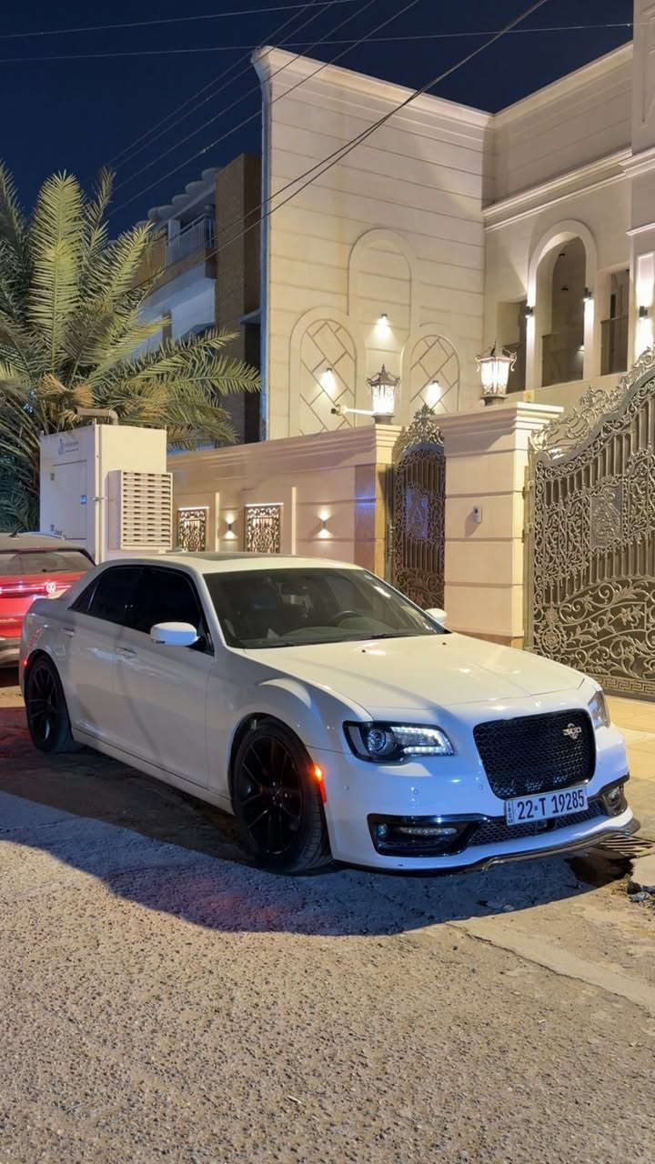 سلام عليكم
للبيع او للمراوس 

موديل 2023 امريكي 
كرايسلر SRT اخر اصدار من اصل 2000 نسخه 

السياره تجي مختمه last call اصدار خاص 
فول مواصفات شنو ببالك موجود من رادار وفتحه وجلود

حادث السياره جاملغ سايق فقط بدون ايرباك 
وكفاله لغود وشواصي ماشيه 14 الف فقط 
عليها تصريح تضليل يضل ويه السياره 

***********
