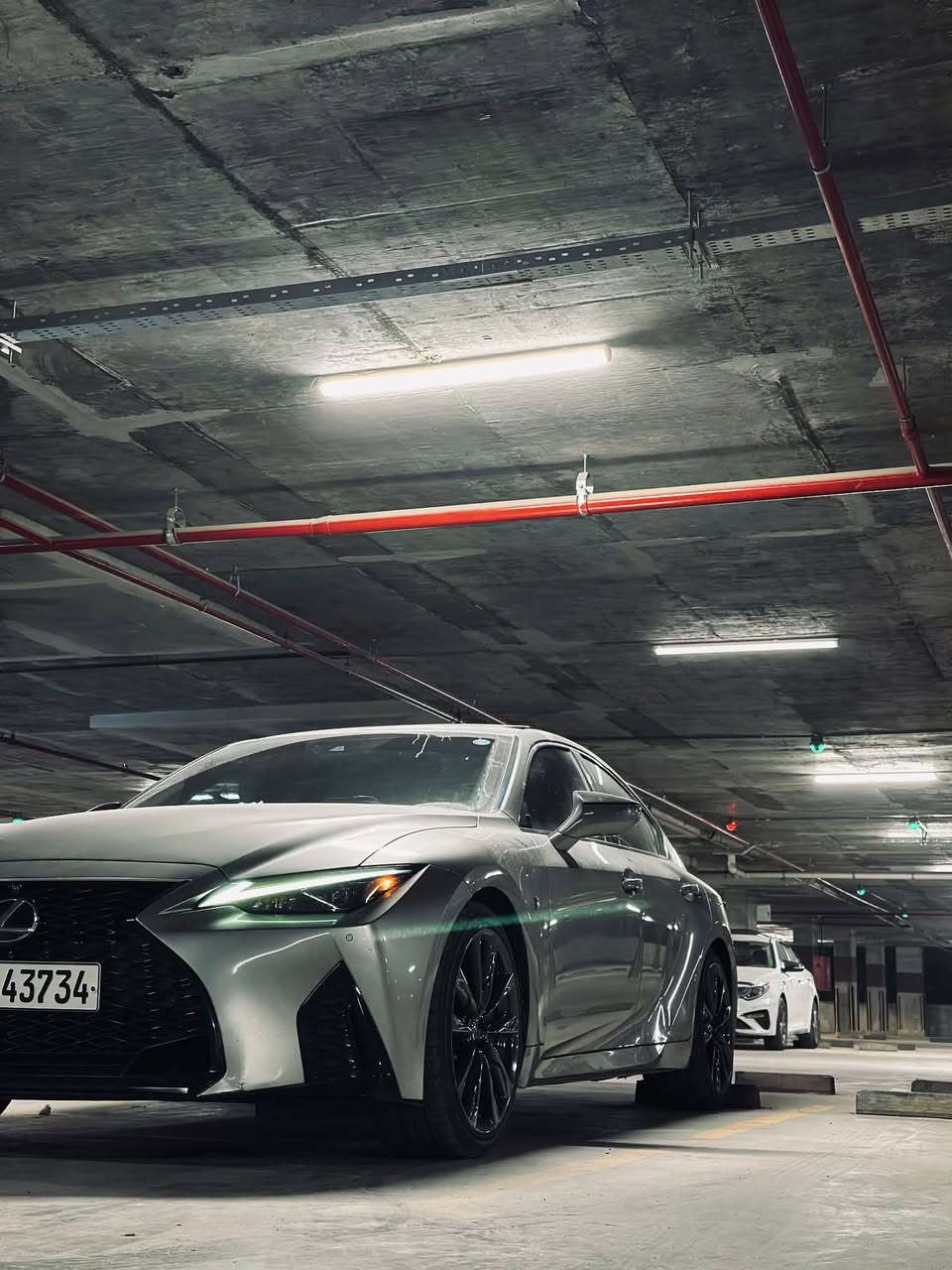 لكزز is350  f sport موديل 2022
السيارة 6 سلندر 3500 تنفس طبيعي السيارة اعلى فئة داخل احمر شاشة جبيرة كامرات 360 حساسات بكل مكان ومواصفات اللكزز معروفة
السيارة جديده حيييل ماشية 77 الف km وقابل للزيادة السيارة مكفولة من كولشي بيها ضرر فقط مثل مموضح بالصوره وهذا رقم الشاصي 

JTHGZ1B24N5050370
مكان السيارة بغداد الغزالية
السيارة معروضة ب 320 ورقة يعني 3 فاتر و20 ورقة للتواصل ع الرقم 
***********
