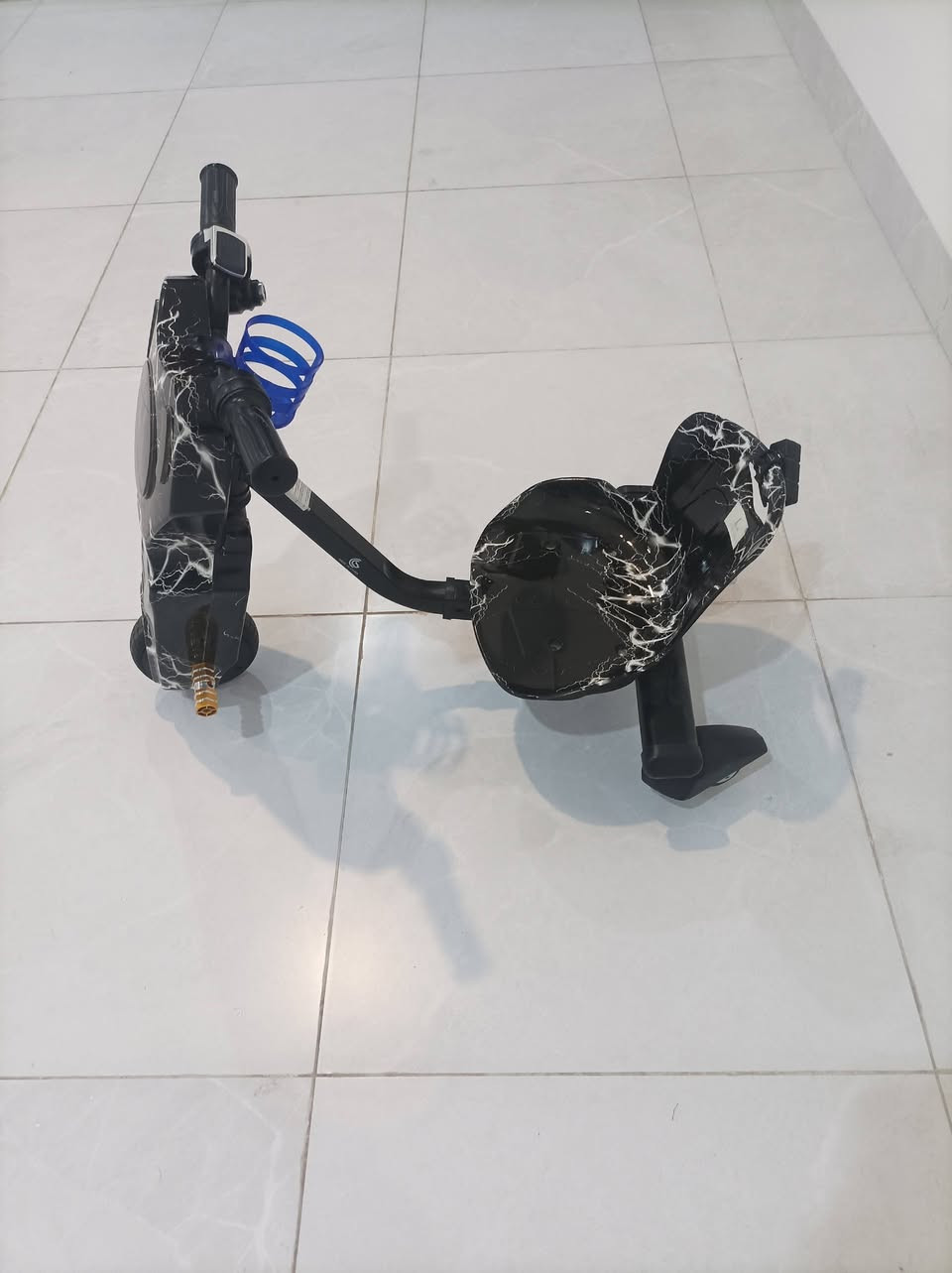 دراجة شحن درفت
الدراجة جديدة لوك 

فوول مواصفات يمشي ٢٥ و هورن ووبریك و بلوتوث

اللون اسود بلادي 

السعر 135 ويا الشاحن و قاعدة مطارة

***********
