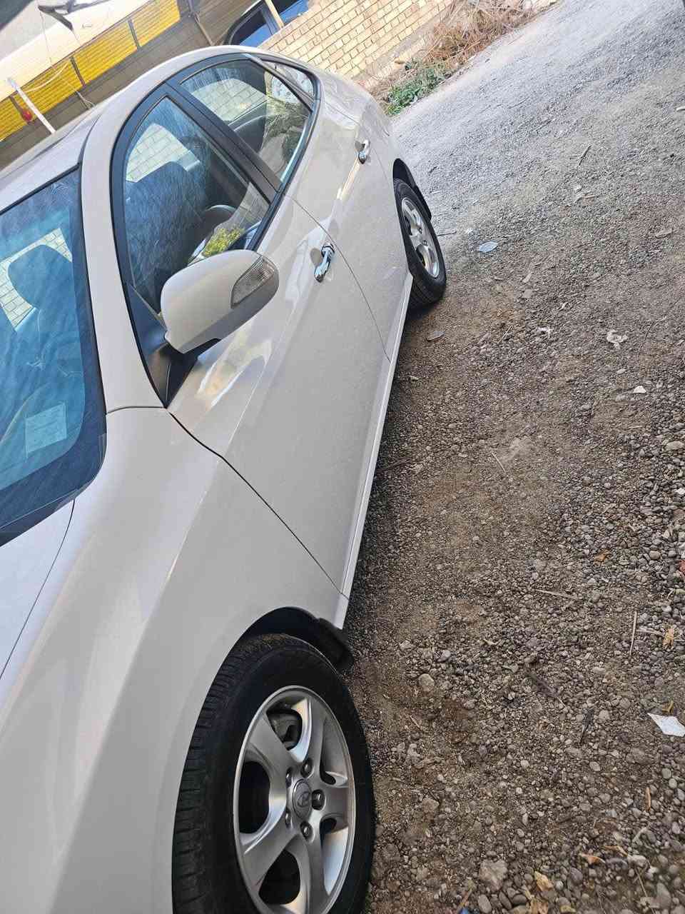 يتوفر للبيع النترا مقدس محرك٢٠٠٠ فتحة مواصفاتها 
سيارة فقط تبديل باب باقي مكفول مكينة مكفول 
ماشية١٧٧
سعرها١٢٢ مجالها بسيط
عنوان الدورة شارع ابو طيارة بغداد, العراق


**إذا كنت صاحب هذا الإعلان وتريد حذفه لأي سبب، رجاءا أرسل رسالة إلى الدعم الفني**