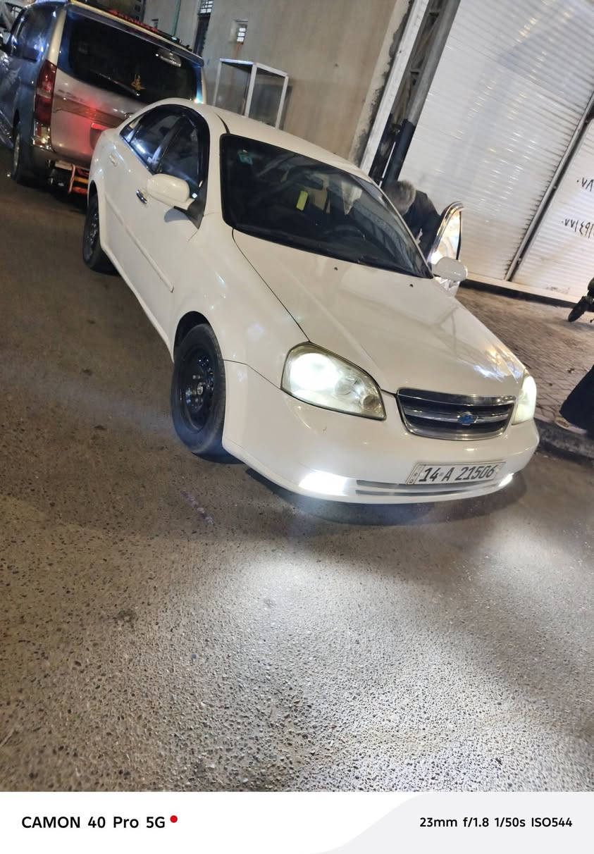 وبترا موديل ٢٠١٢ بيه رشات صبغ قليله كفاله من الضربه رقم بصره دولي جديد مكان السياره البصرة الموفقية الرقم ***********
